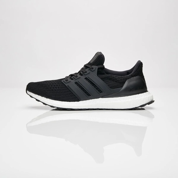 [NEW] Men's adidas UltraBOOST Size 8 BB6166 - Picture 1 of 6